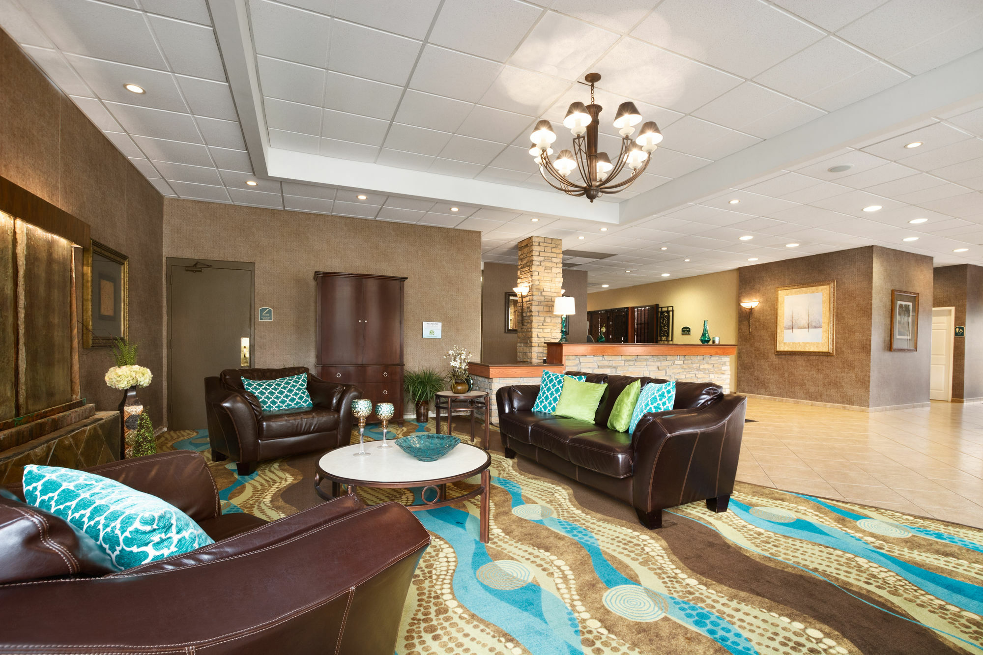 Wyndham Garden Wichita Downtown Hotel Exterior photo